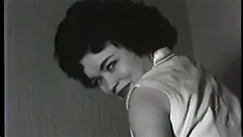 BUSTY VINTAGE RETRO BABE VIRGINIA BELL XHamster