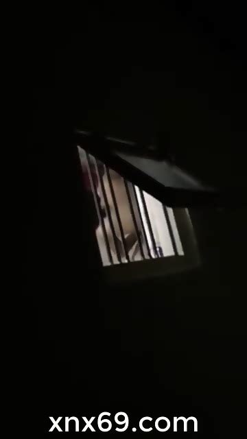 Desi Bhabhi Bathing Naked