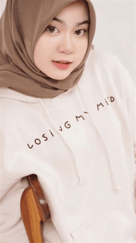 Hot Tiktoker người Indonesia liên tục được cộng đồng mạng đẩy thuyền với TikToker điển trai