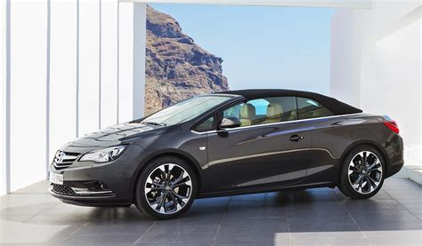 Riwal Blog New Opel Cascada First Of Its Kind