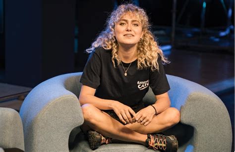 Sofia Viscardi Debutta Su RaiPlay Fidanzato Padre Madre E Sorella