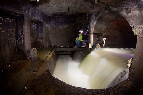 Sewer system (USA, New York) | Sewer system, Sewer, Underground 