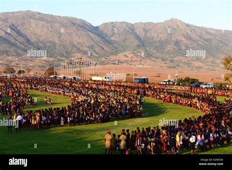 Swaziland Umhlanga Reed Dance Stock Photo - Alamy