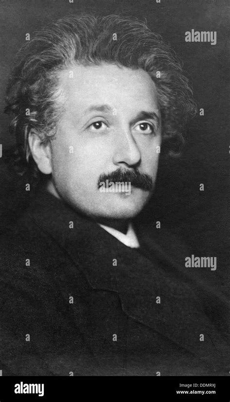 Elsa Einstein's Instagram, Twitter & Facebook on IDCrawl