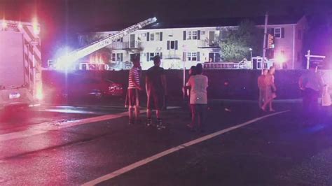 3 Hurt Dozens Displaced In Northeast Philadelphia Apartment Fire