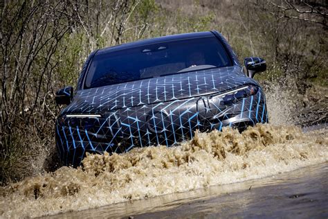 Mercedes EQS SUV interior unveiled - car and motoring news by ...