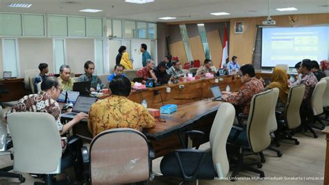 Jelang Kontes Robot Indonesia 2024 UMS Gelar Rapat Persiapan Teknis