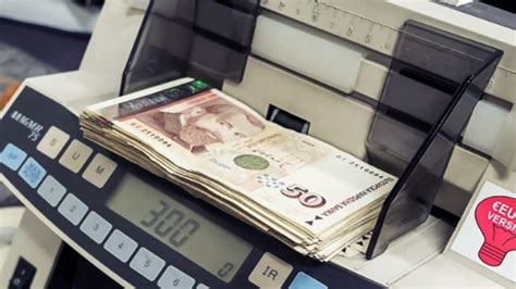 Работодатели и синдикати обсъждат нов механизъм за определяне на ...