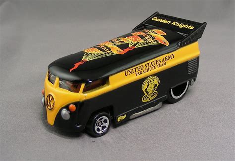 Hot Wheels Volkswagen Drag Bus VW Drag Bus