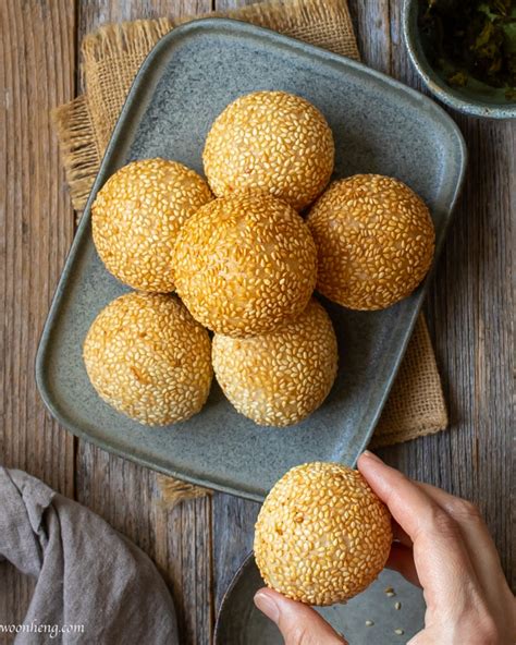 How To Make Crispy Sesame Balls Jian Dui Woonheng