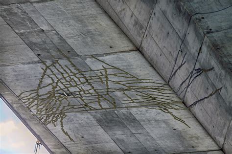 West Seattle Bridge To Close Indefinitely Cracks At Attachment Points