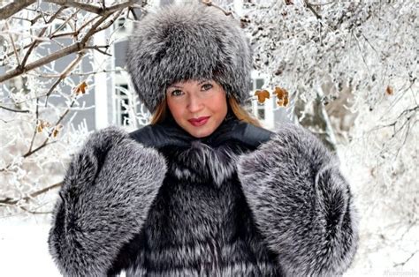 Pin by Олег Майский on Real russian fur coats PART 1 Fur fashion