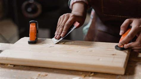 How to Use Woodworking Clamps