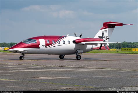 H Nik Private Piaggio P Avanti Ii Photo By Jonas Evrard Id