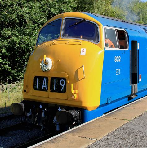 British Rail Class 42 Warship Diesel Locomotive 832 Onsla Flickr