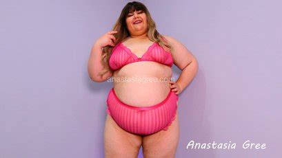 Bbw Chick Anastasia Shows Off Her Plump And Juicy Body Photos