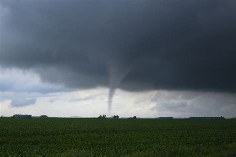 12 Tornadoes Reported In Illinois: National Weather Service ...