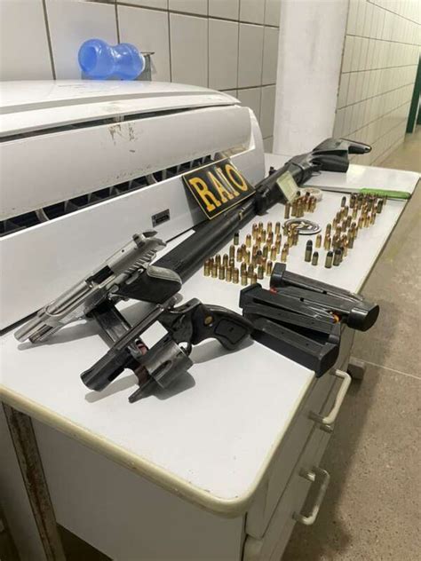 Pmce Prende Homem E Apreende Três Armas De Fogo E Mais De 100 Munições