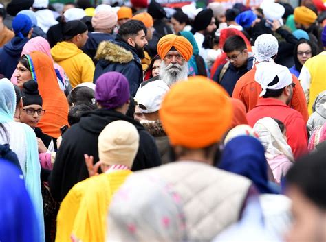 Delight as 25,000 turn out for Smethwick Vaisakhi celebrations | Express & Star