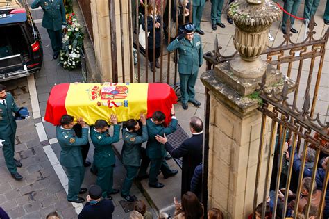 El Emotivo Adiós A Miguel Ángel Y David Los Dos Guardias Civiles