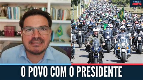 Bolsonaro faz passeio de moto no Rio de Janeiro e gera aglomeração e