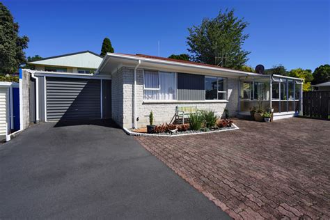 Aberdeen Drive Dinsdale Property For Sale Harcourts Hamilton