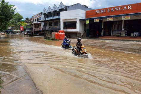 14 Titik Banjir Di Tanjungpinang Belum Terselesaikan ANTARA News