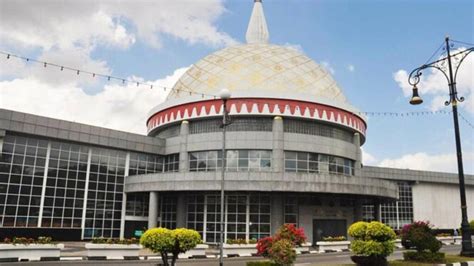 explore hidden gems interesting places  visit  brunei