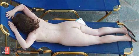 Simple Housewife ZB Porn