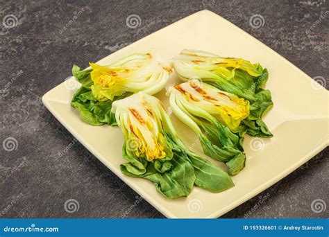 Ensalada De Bok Choy A La Parrilla Imagen De Archivo Imagen De Cocina