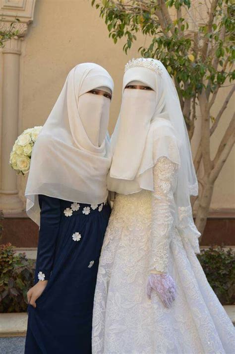 Pin By Fajar Pratama On ێوێـ Beautiful Hijab Niqabi Bride Hijab