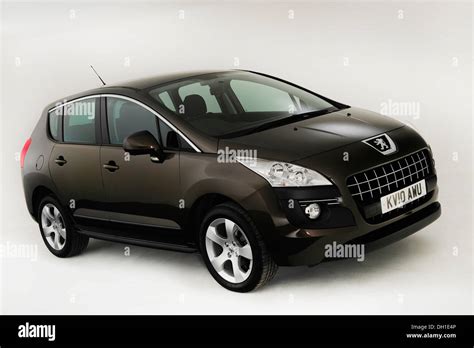 Peugeot 3008 Hi Res Stock Photography And Images Alamy