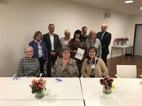 Feierstunde für das Ehrenamt Verabschiedung der Grünen Damen in den