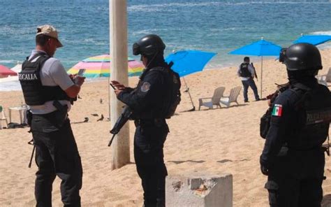 Reportan balacera a bordo de motos acuáticas en Acapulco Aristegui