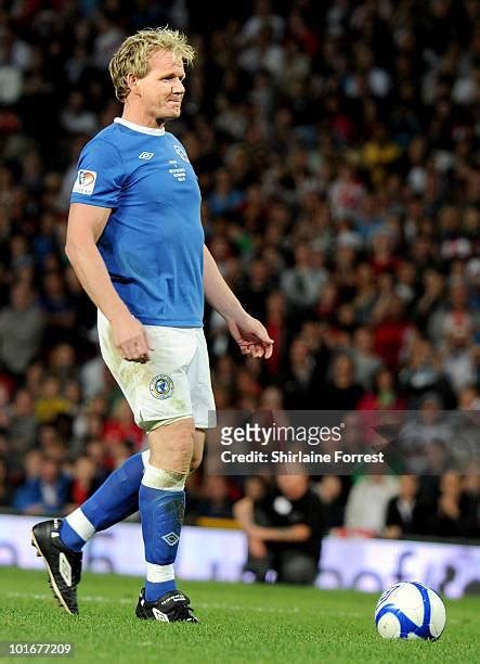 Gordon Ramsay Soccer Photos and Premium High Res Pictures - Getty Images