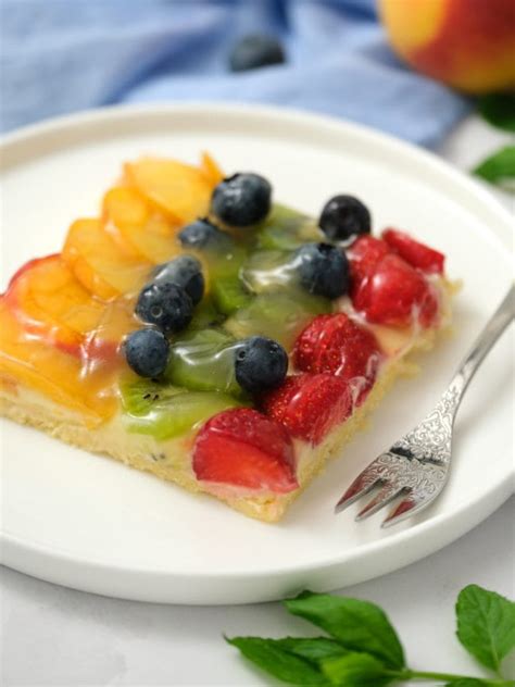 Fruit Pizza Dessert Recipe Reluctant Entertainer