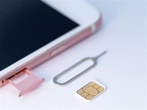 Removing Sim Card From Iphone Verizon A Step By Step Guide Robots Net