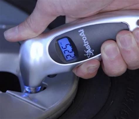 Best Tire Pressure Gauges For Racing Professional Choices