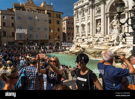 Selfie famous landmark Fotos und Bildmaterial in hoher Auflösung Alamy