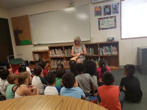 Park Avenue Elementary School School Library