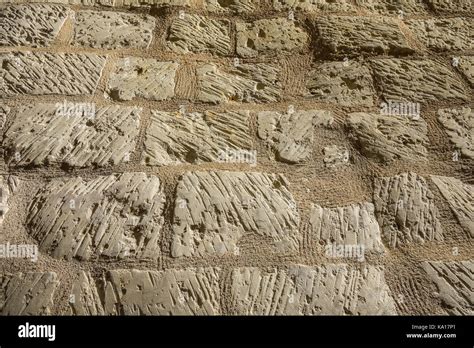 Limestone wall texture hi-res stock photography and images - Alamy