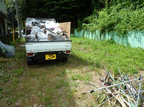 【施工事例 不用品片付け】裏庭の片付け 神奈川県相模原市 上溝の不用品回収、遺品整理 便利屋 アシストワン