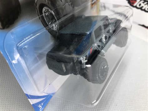Hot Wheels Jeep Wrangler Mainline Baja Blazers
