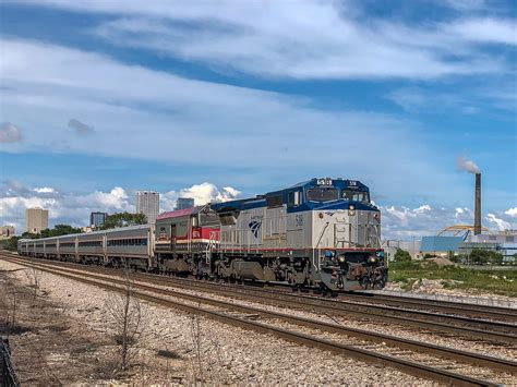 All aboard: New service line between Milwaukee, St. Paul, Chicago could ...