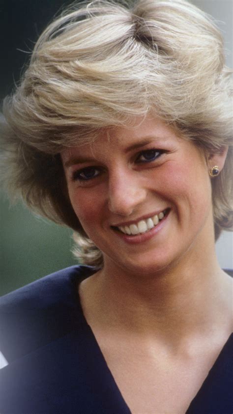 Princess Diana Smile 1242x2208 Wallpaper