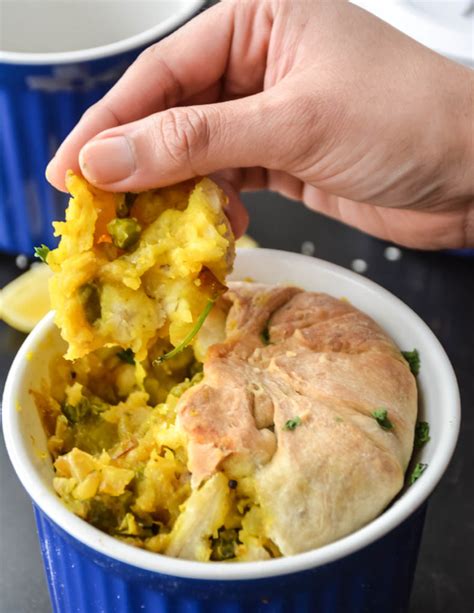 Baked Spicy Potato Peas Samosa - Relish The Bite