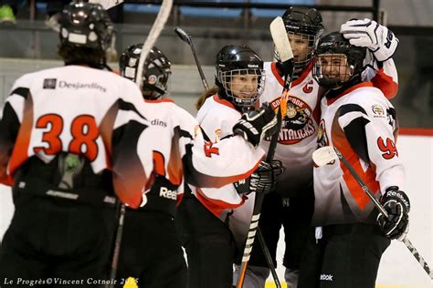 Les Frontaliers Dominent Au Tournoi Provincial Bantam Midget Le