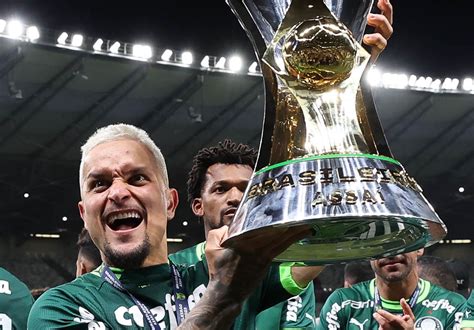 Palmeiras Pode Ganhar Mais Venda De Artur Para O Zenit