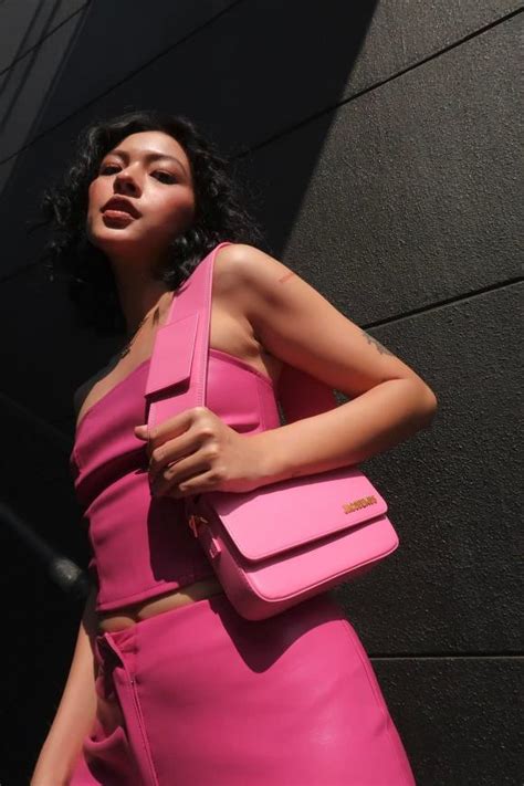 T H O Di N Bikini Khoe Body N Ng B Ng G Y S T M Ng X H I Sau N M