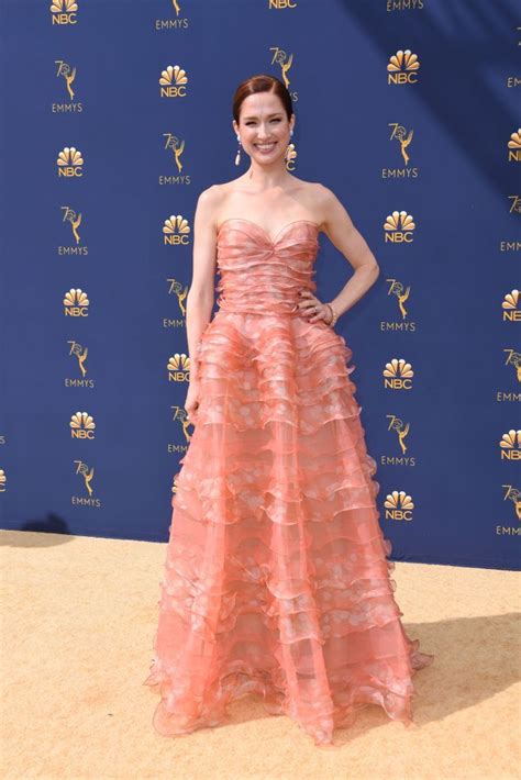 Ellie Kemper Arrives For The 70th Emmy Awards At The Microsoft